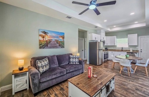 Rosita South House | Enjoyable 2-bedroom house with AC 1min from Kickapoo Lucky Eagle Casino.