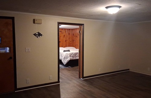 Geneva House | Enjoyable 3-bedroom house with AC in lovely Geneva