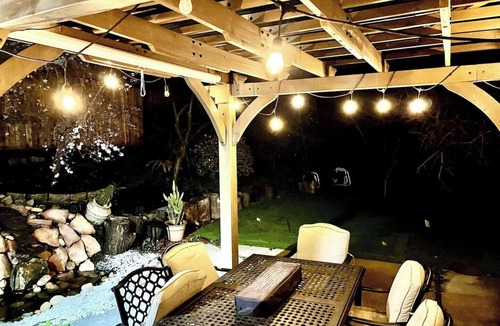 Edenvale House | Enjoyable House with Big Backyard