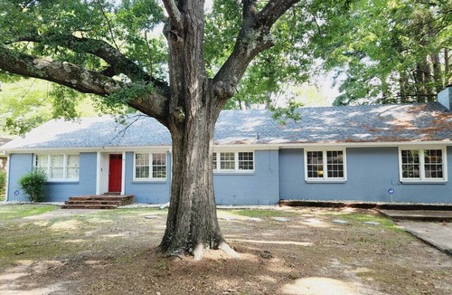 Pine Bluff House | Enjoyable Stay and Play 5BR