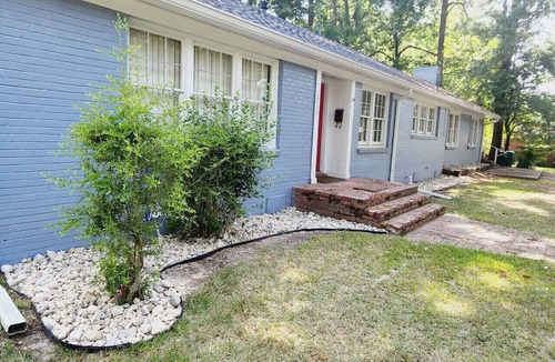 Pine Bluff House | Enjoyable Stay and Play 5BR