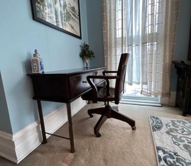 Roanoke Bed & Breakfast | Enloe House Lodging & Events