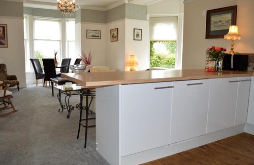 Kilmun Apartment | Enmore Beach House