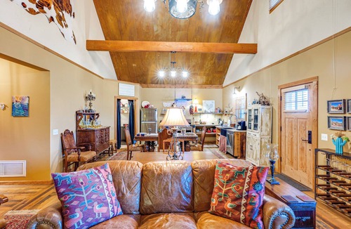 Shining Mountains Cabin | Ennis Home: Try the Yellowstone Lifestyle!