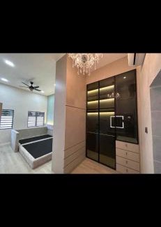 Ayer Tawar Apartment | EnolaHouse