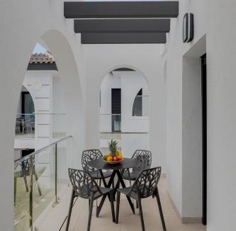 Quesada Apartment | Enora Garden Quesada 16