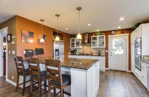 Roads End House | Enormous ocean view homes with firepit and deck short walk to the beach