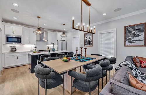 Berry Hill House | Ensemble-4 Unit Combo-8 mins to Broadway