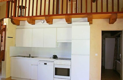 Grezels House | Ensemble de 3 maisons Lavit by Interhome