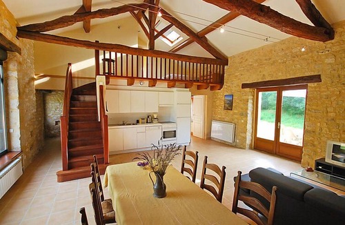 Grezels House | Ensemble de 3 maisons Lavit by Interhome