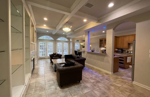 Uptown House | ENSPIRION - near the Galleria Mall