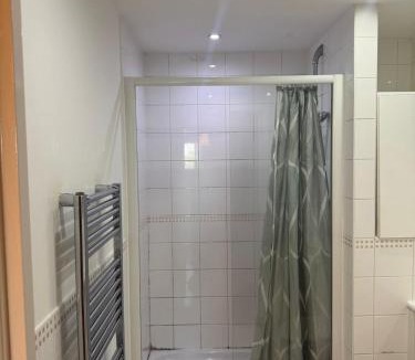 Addiscombe House | Ensuite cozy room