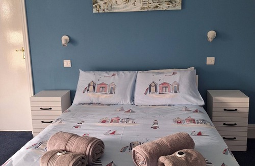 Cranleigh House | Ensuite Double Room with Countryside Views