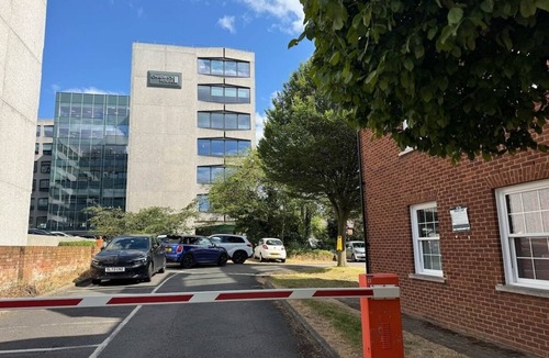 Solihull Apartment | Ensuite Flat in Solihull Town