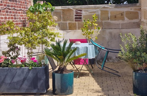 Elincourt-Sainte-Marguerite House | Entire house. 2-4 pers. Closed parking. Terrace