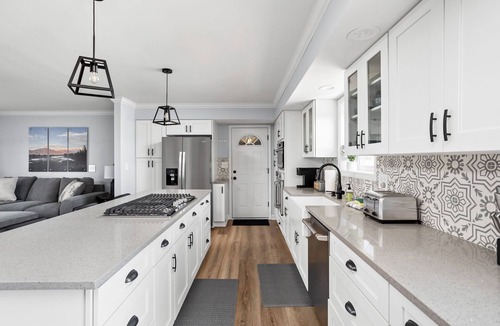 Greenwood House | Entertainer's Dream w/Pool and Games