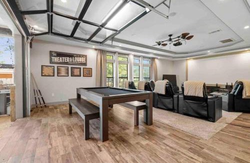 Kyle House | Entertainment Dream House