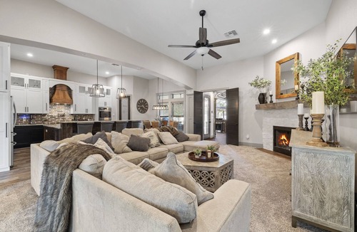 Kyle House | Entertainment Dream House