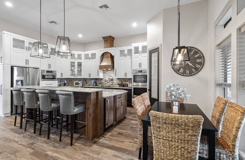 Kyle House | Entertainment Dream House