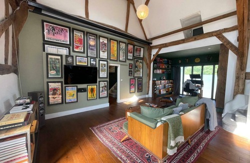 Stevenage House | Entertainment Packed 3BDR Barn at Stevenage