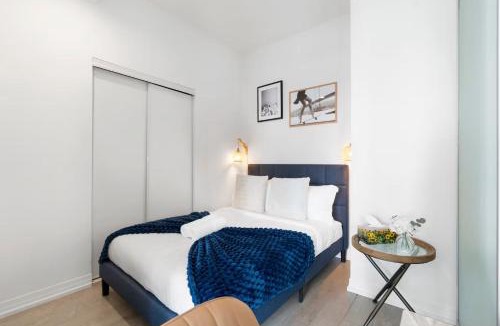 Garden District Apartment | Entire 1BR Easter Escape - Walk to CF Toronto Eaton Centre Yonge Dundas Square Prime Downtown