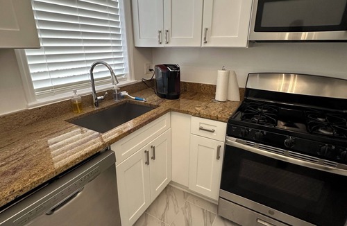 Chinatown House | Entire 2 Bedroom House in NW DC