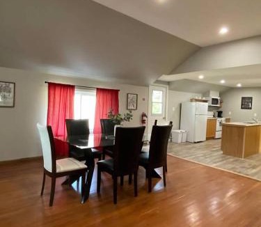 Arkona Apartment | ENTIRE 2-BEDROOM TOWNHOUSE ON a RUSTIC FARM - C