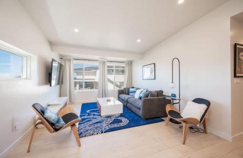 Morro Bay House | Entire 2 Unit Duplex King Beds Rock View EV