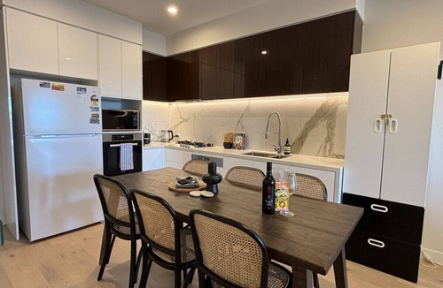 Doncaster East Apartment | Entire 2Bd2bth Cosy Apartment Doncaster