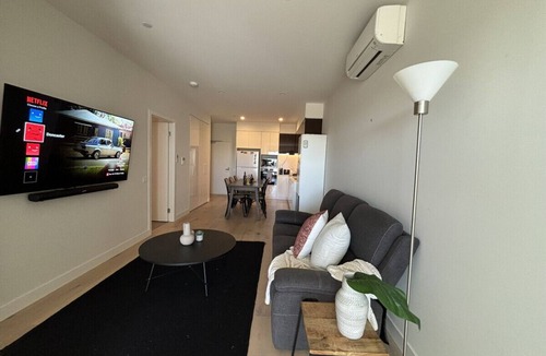 Doncaster East Apartment | Entire 2Bd2bth Cosy Apartment Doncaster