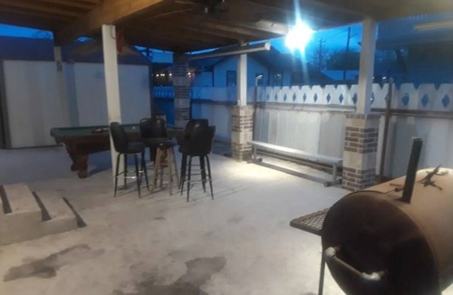 Nevada Street House | Entire 4 bedroom, 2 bath house, covered back patio with bbq pit and pool table,.