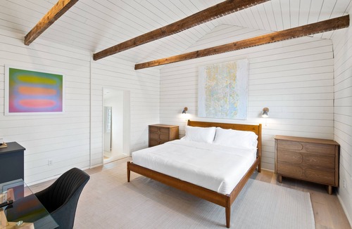 North Downtown Hotel | Entire 5-Room Boutique Hotel in Downtown Charlottesville
