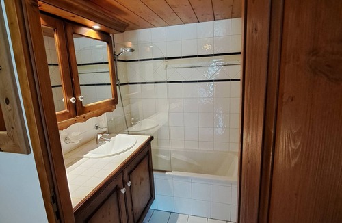 Les Carroz-d'Araches Apartment | Entire accommodation: apartment in residence with swimming pool
