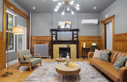 East Harlem Apartment | Entire Apartment 5 minutes from Central Park