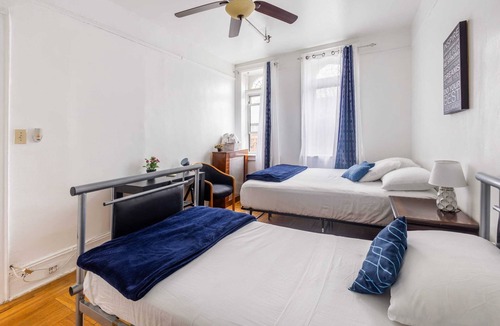 Crown Heights House | Entire Apartment (5 Rooms and 5 Private Bathrooms)