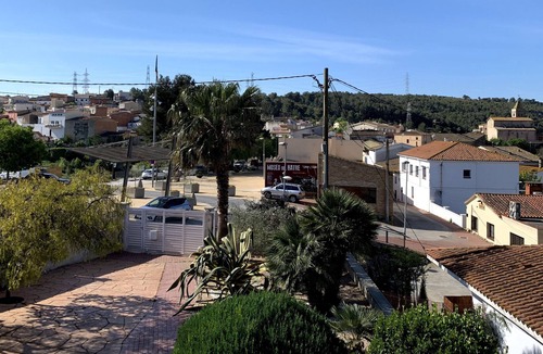 Les Gunyoles Apartment | Entire apartment with panoramic views