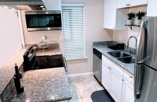 Stockton Condo | Entire Apartment Gated Community