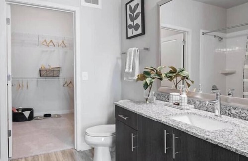 Northlake Apartment | Entire apartment huge STUDIO APT available now!