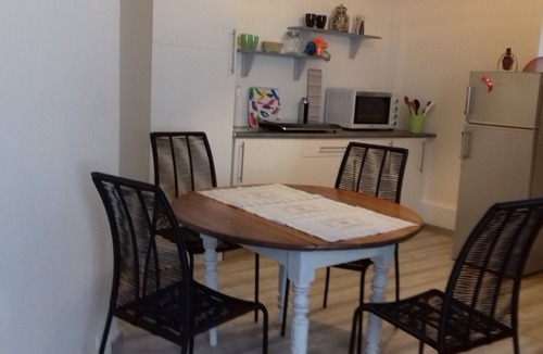 Beuzeville Apartment | ENTIRE APARTMENT NEAR HONFLEUR IN PEACE