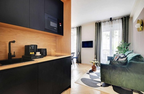 Quartier de Javel Apartment | Entire apartment near the Eiffel Tower