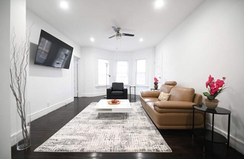 Ansonia Apartment | ENTIRE APARTMENT RECENTLY RENOVATED 2BR