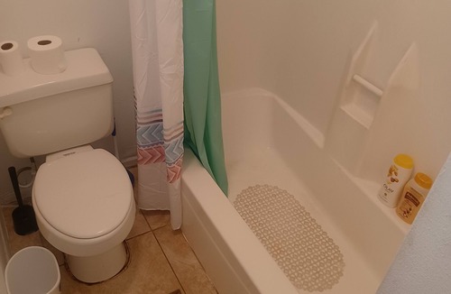 Riverside Apartment | Entire Apartment Suite