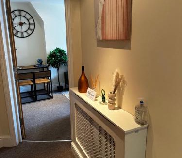 Five Oak Green Apartment | Entire Apartment Tonbridge Centre