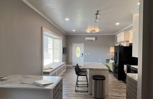 Paducah Apartment | Entire Apartment with King Bed