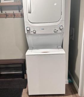 Winnipeg Apartment | Entire Basement Suite in Winnipeg