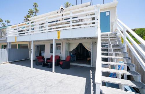 Townsite House | Entire Beach Front Cottage