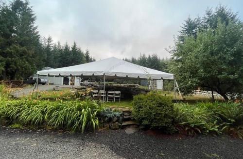 Deer Island House | Entire Cabin Deerisland getaway