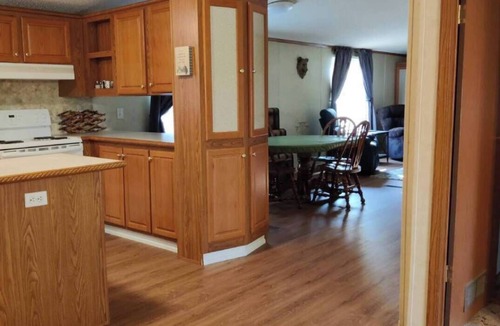 Elizabeth Resort | Entire Cabin on Norfork Lake with swimming pool