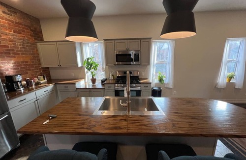Midtown House | Entire Carriage House w/garage downtown