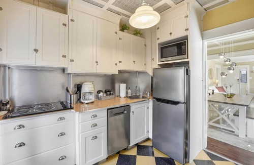 Saskatoon Downtown House | entire character home in city park